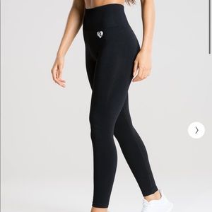 Women’s Best Power Seamless Black Leggings NEW - M